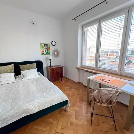 Sunny Center Nest Varsavia